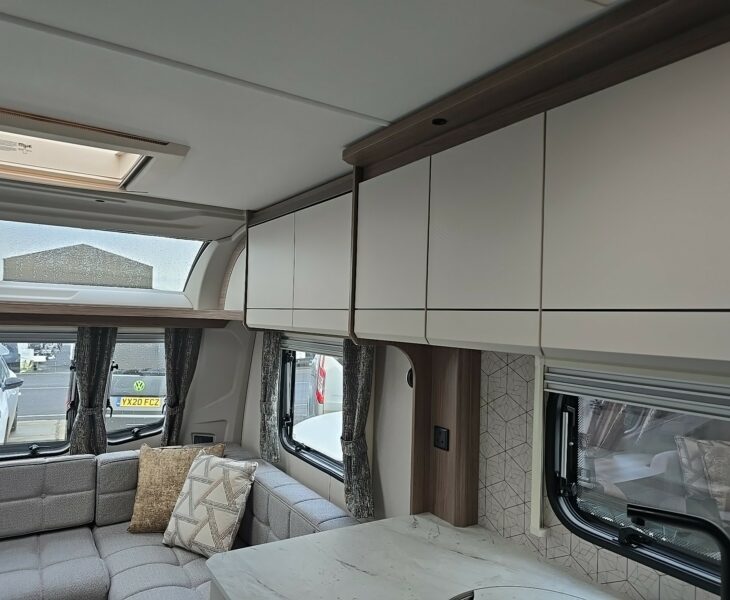 2025 Acadia 675 Xtr Cupboards