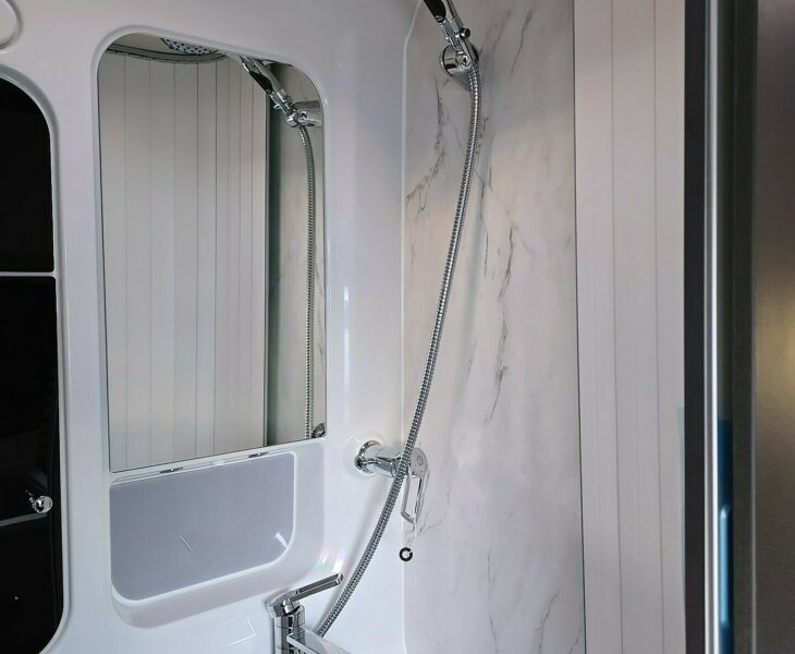 2025 TREKKER XL SHOWER