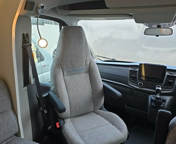 2023 SWIFT VOYAGER 540 PILOT SEAT