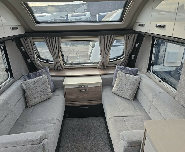 SEATING