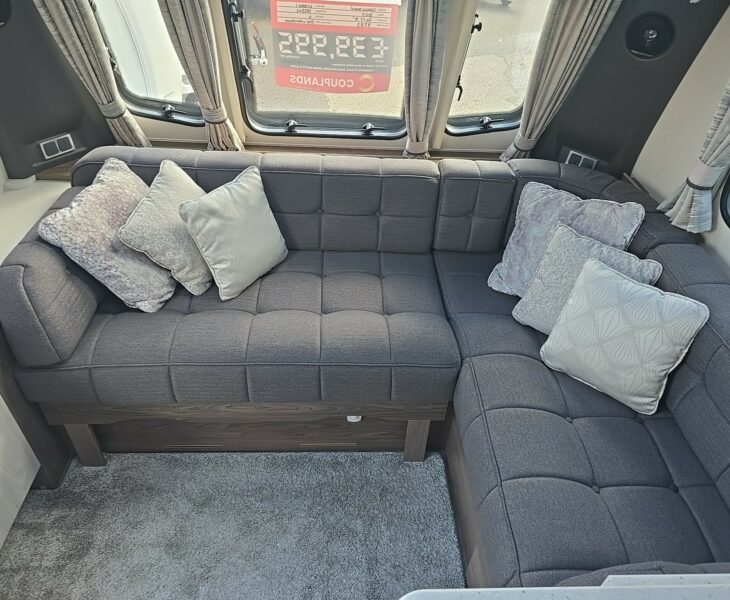 2023 COACHMAN LUSSO 1 SEATING