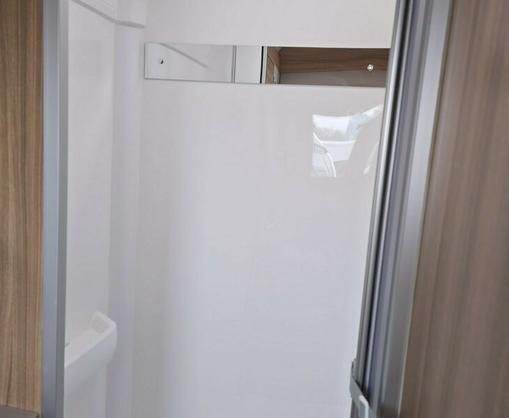 2023 BAILEY CARTEGENA SHOWER