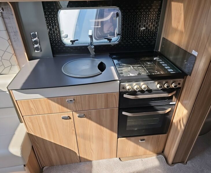 2022 SWIFT ELEGANCE 845 KITCHEN
