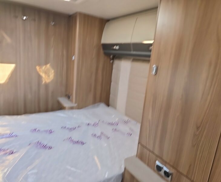 2022 SWIFT ELEGANCE 845 BEDROOM