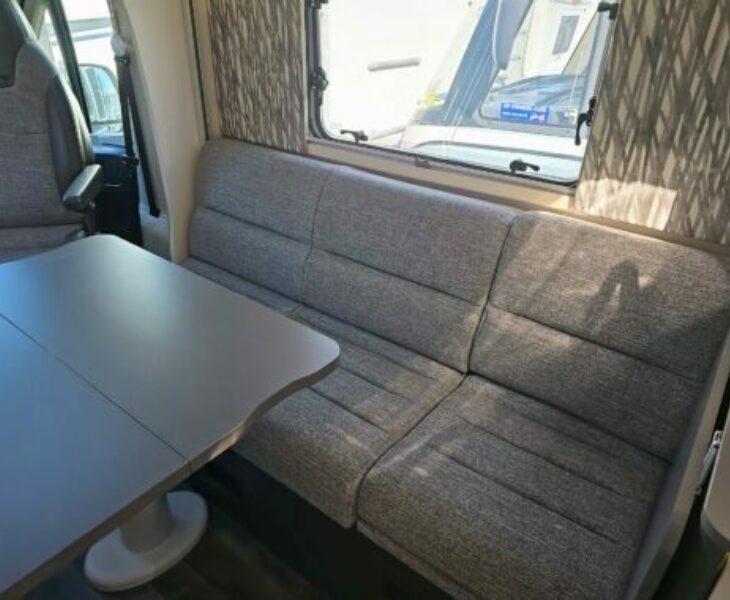 2025 SWIFT ESCAPE 640 SEAT