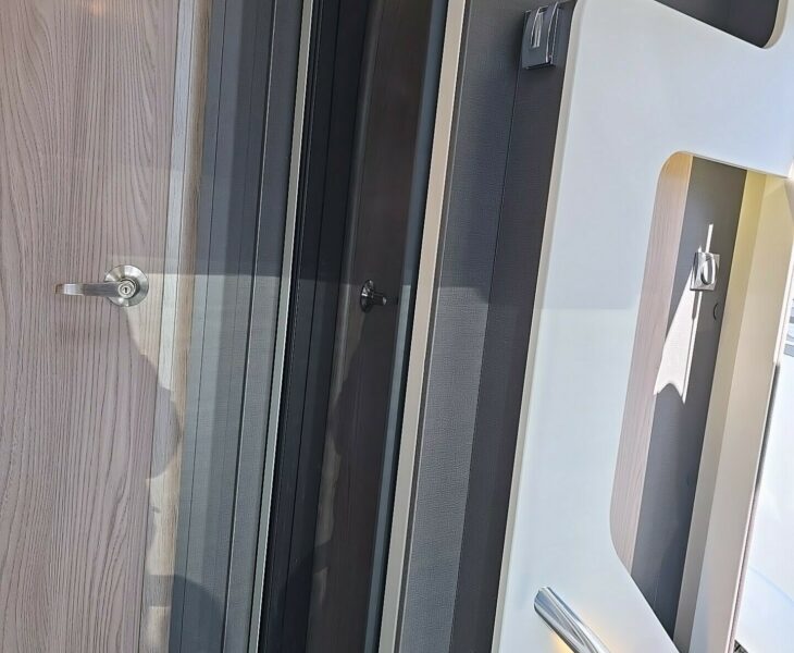 2025 SWIFT ESCAPE 684 FRIDGE