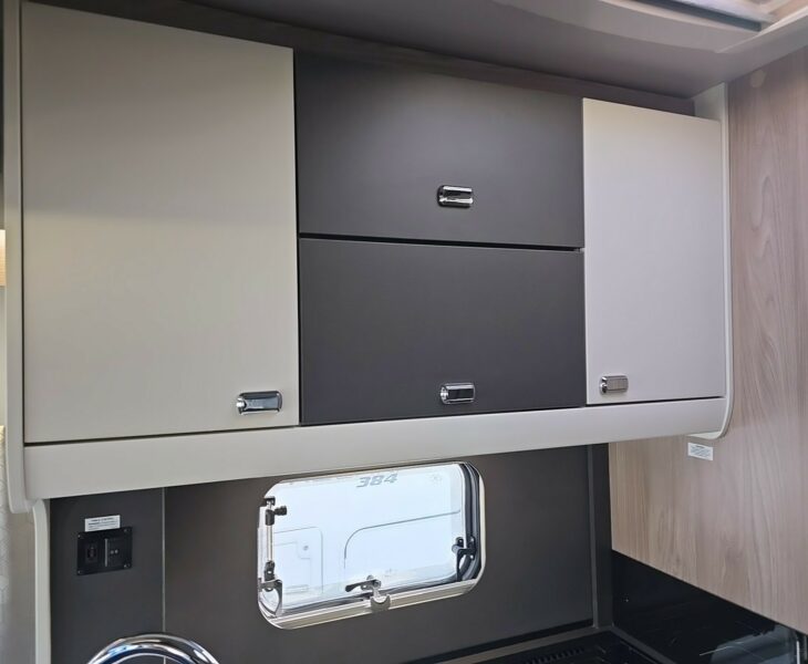 2025 SWIFT VOYAGER 505 KITCHEN STORAGE