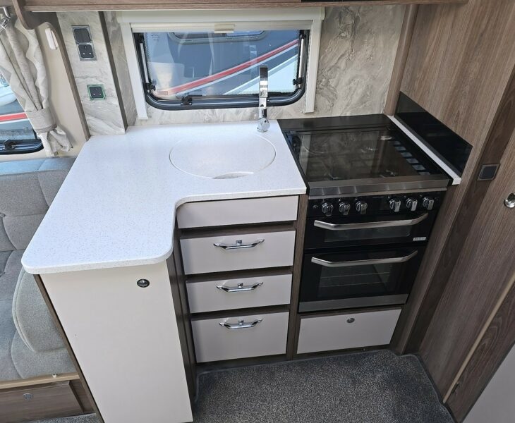 2022 COACHMAN LASER XCEL 850 KIITCHEN