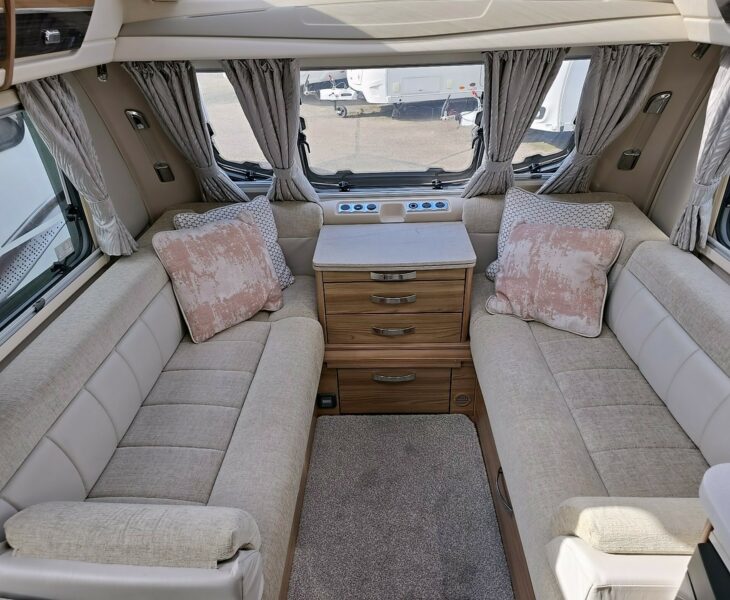 SEATING