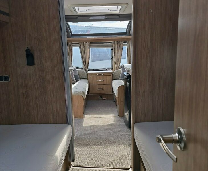 TWIN BEDS