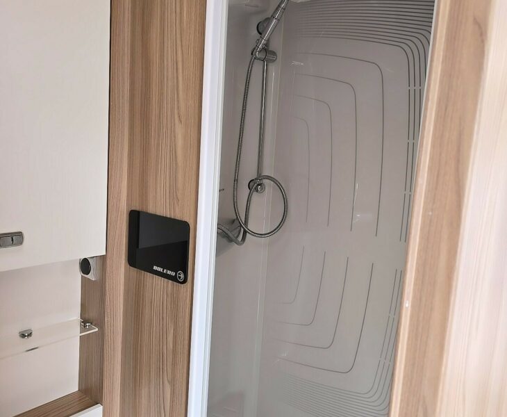 2016 SWIFT BOLERO 744 SHOWER