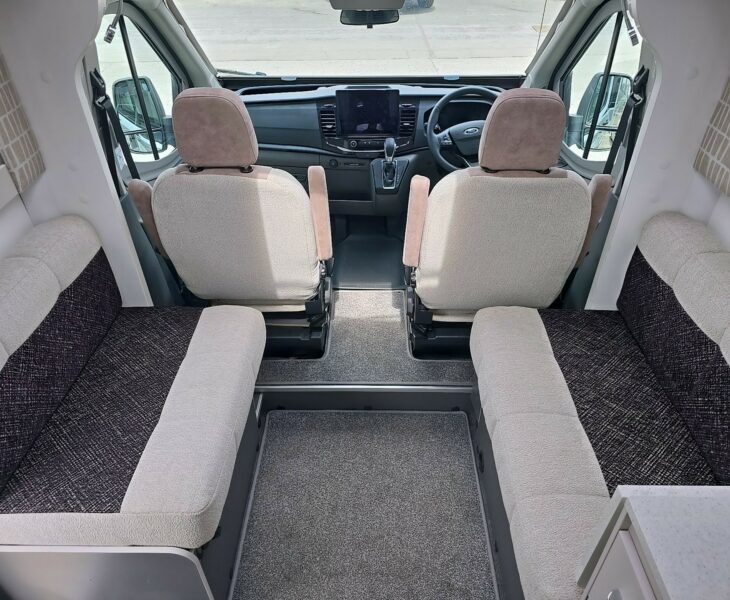 BAILEY ALORA 694T 2024 SEATING