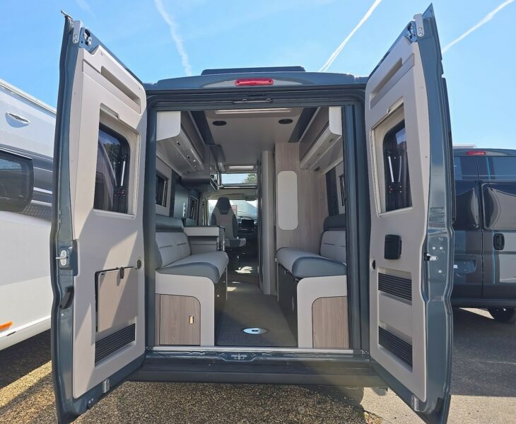 2025 SWIFT CARRERA 132 REAR OPEN