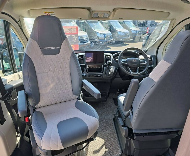 2025 SWIFT CARRERA 132 PILOT SEAT
