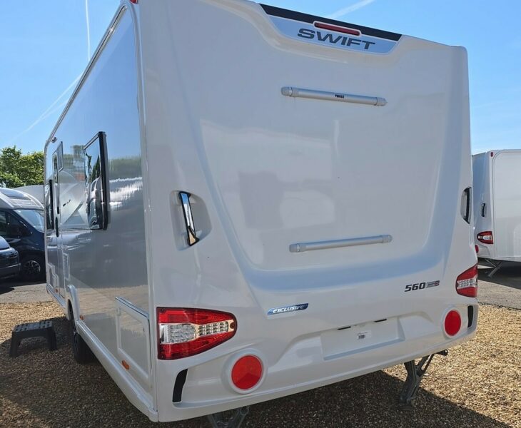 2025 SWIFT CHALLENGER EXCLUSIVE 560 REAR N/S