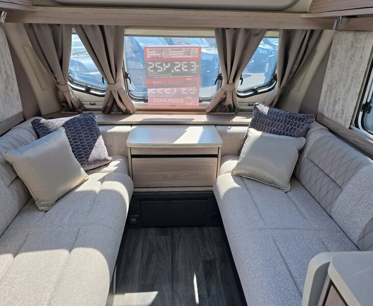 2025 SWIFT CHALLENGER EXCLUSIVE 560 SEATING