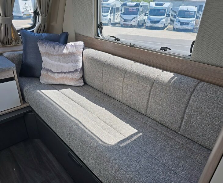 2025 SWIFT SPRITE EXCLUSIVE COMPACT SEAT