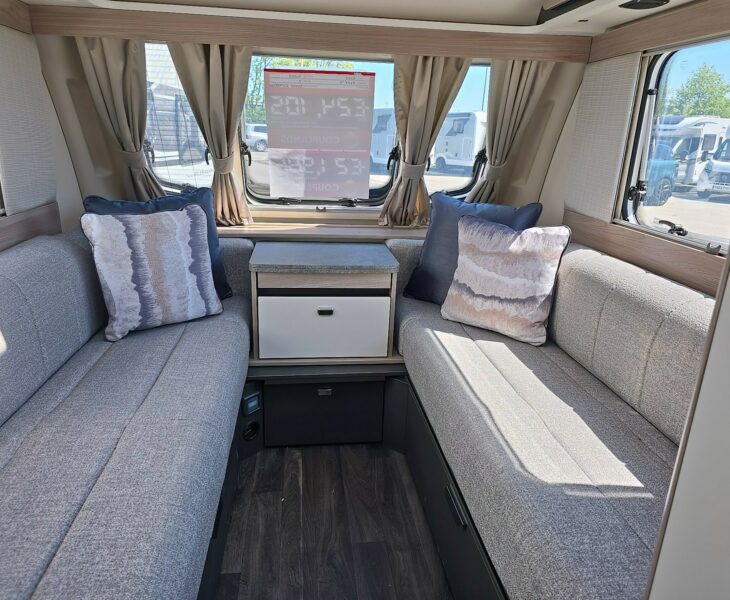 2025 SWIFT SPRITE EXCLUSIVE COMPACT SEATING