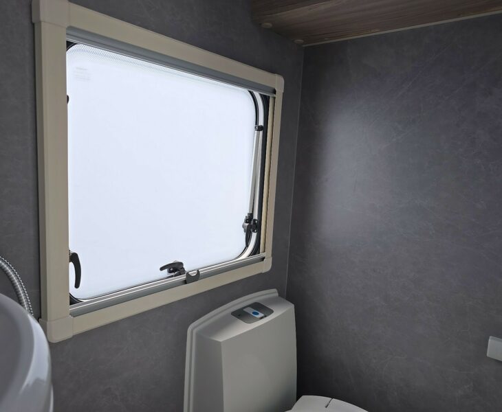 2025 SWIFT SPRITE EXCLUSIVE COMPACT BATHROOM