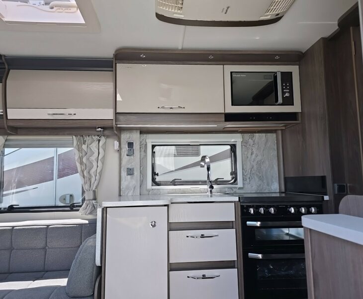 2022 COACHMAN LASER 665 ENTRANCE