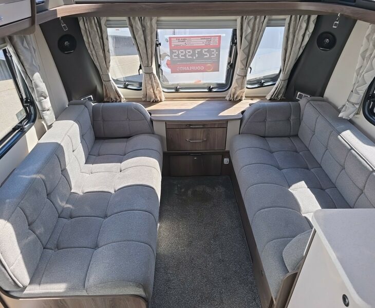 2022 COACHMAN LASER 665 SEATING