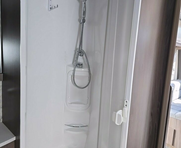 2022 COACHMAN LASER 665 SHOWER