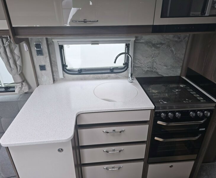 2022 COACHMAN LASER 875 XCEL KITCHEN