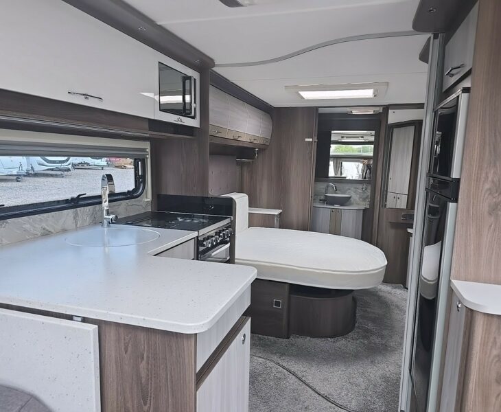 2022 COACHMAN LUSSO II FRONT TO REAR VIEW
