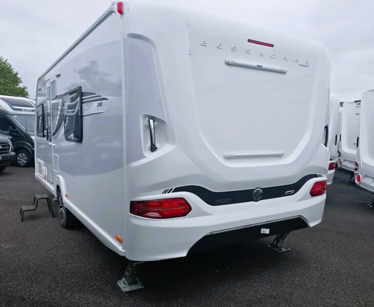 2025 BESSACARR 780 REAR N/S