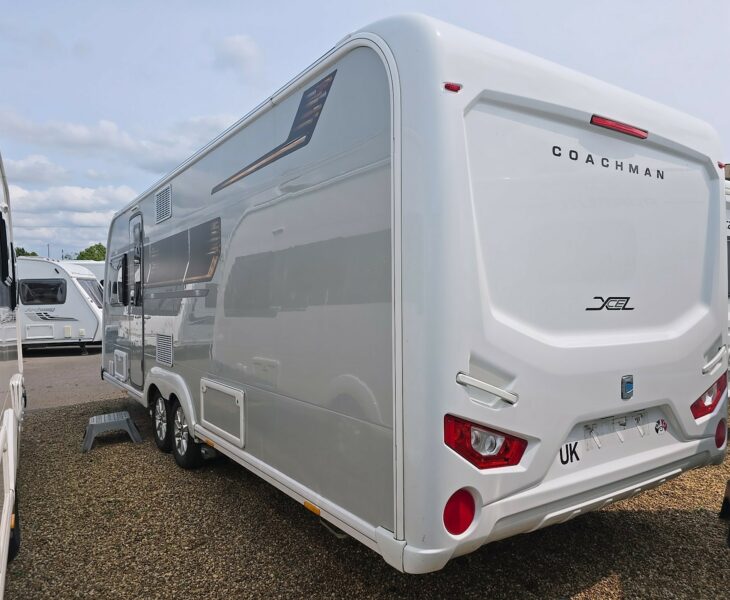 2020 COACHMAN LASER XCEL 875 REAR N/S