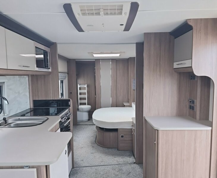2020 COACHMAN LASER XCEL 875 FRONT TO REAR VIEW