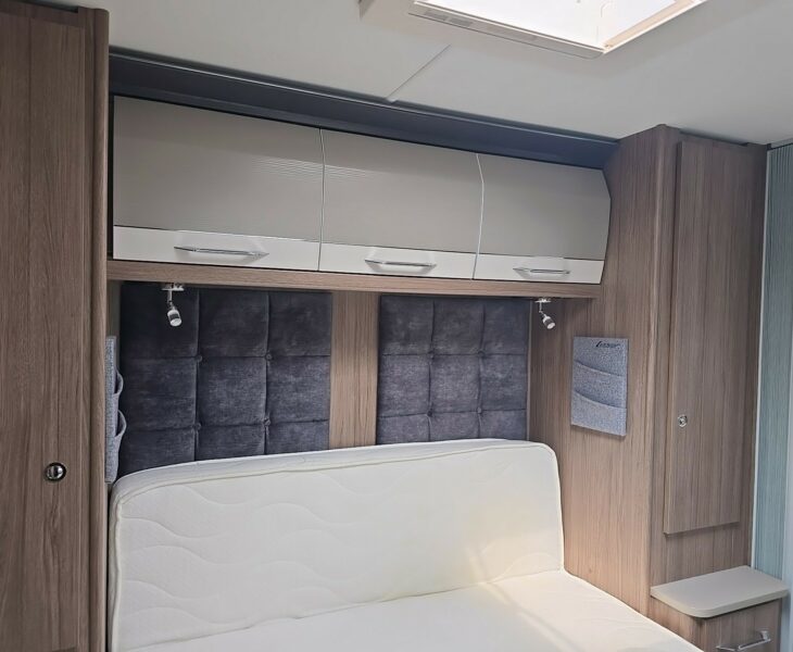 2020 COACHMAN LASER XCEL 875 BEDROOM