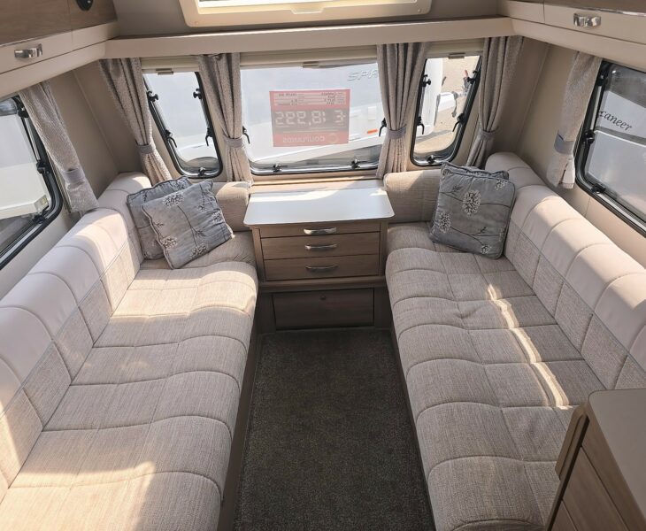 2018 COMPASS CASITA 860 SEATING