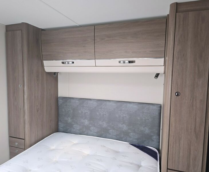 2018 COMPASS CASITA 860 BEDROOM