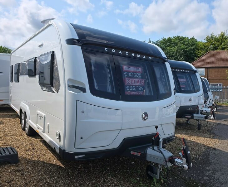 COACHMAN VIP 675 FRONT O/S