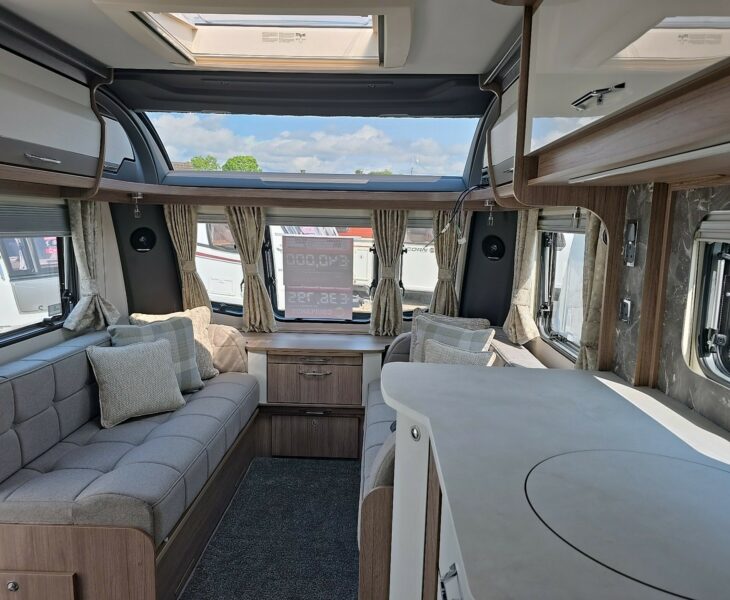 COACHMAN VIP 675 VIEW