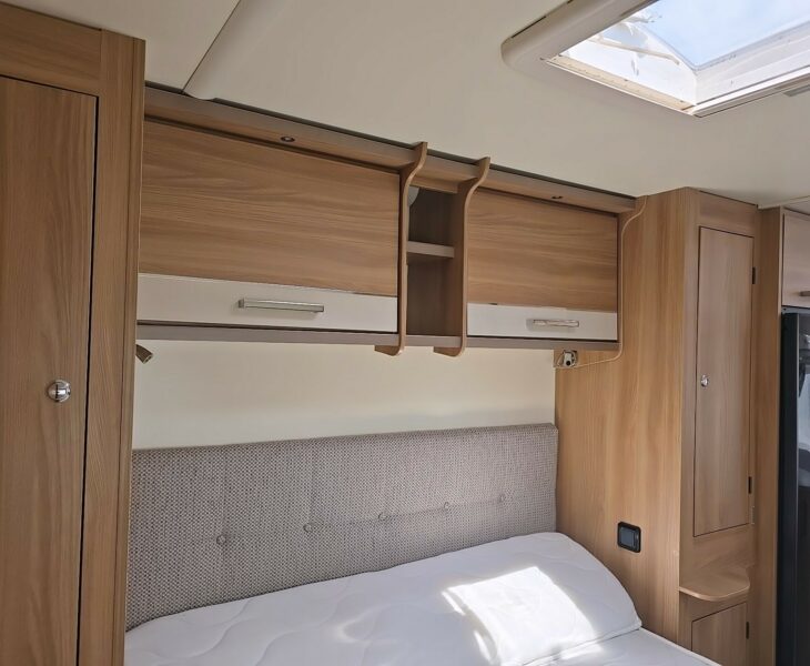 2018 BAILEY PEGASUS GT70 BRINDISI BEDROOM