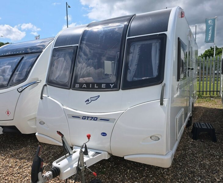 2018 BAILEY PEGASUS GT70 BRINDISI FRONT N/S