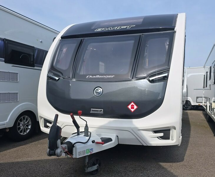 2018 SWIFT CHALLENGER 560 FRONT