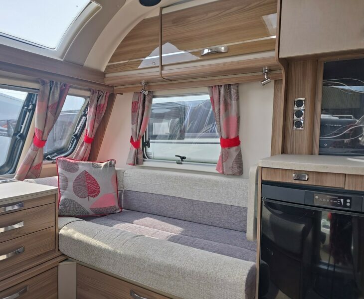 2018 SWIFT CHALLENGER 560 SEAT