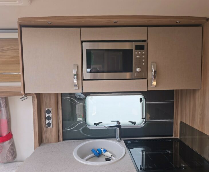 2018 SWIFT CHALLENGER 560 MICROWAVE