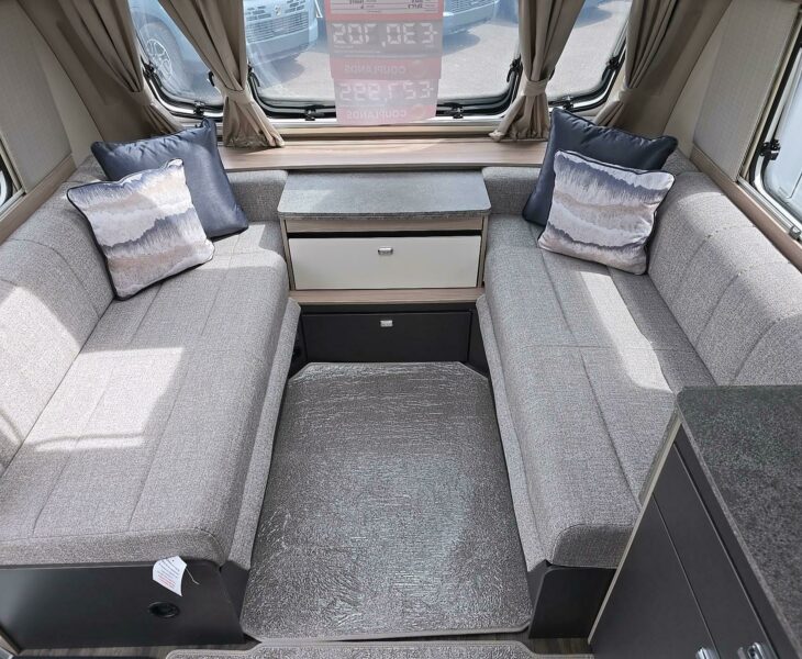 2025 SPRITE EXCLUSIVE MAJOR 4 SB GRANDE SEATING