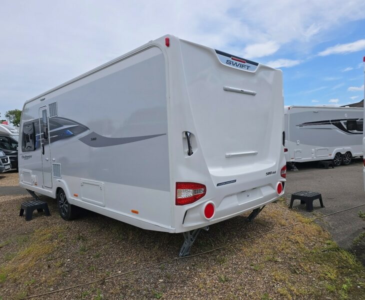CHALLENGER EXCLUSIVE 580 GRANDE REAR N/S