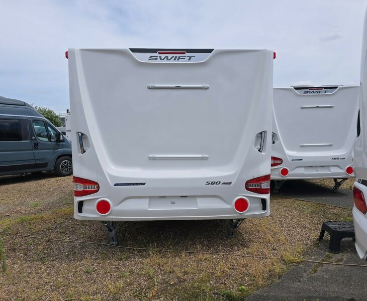 CHALLENGER EXCLUSIVE 580 GRANDE REAR