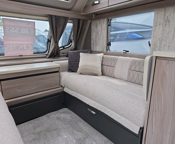 CHALLENGER EXCLUSIVE 580 GRANDE SEATING