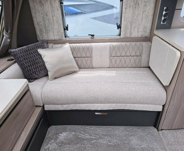 CHALLENGER EXCLUSIVE 580 GRANDE SEAT