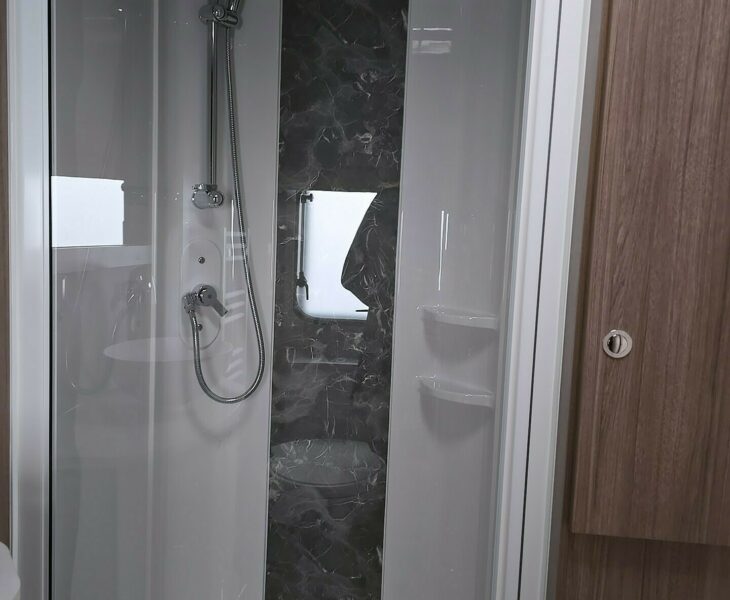 2024 COACHMAN VIP 460 SHOWER
