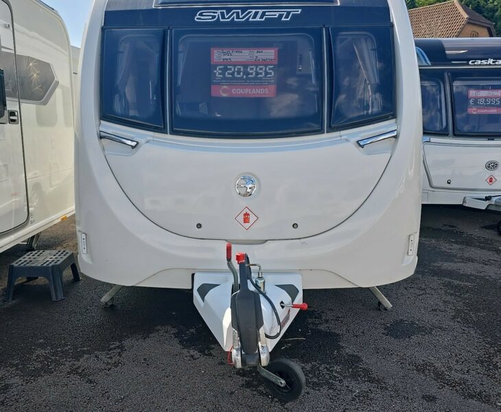 2022 SWIFT FINESSE FRONT