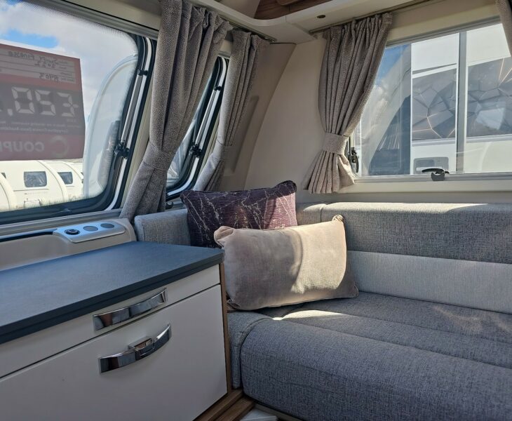 2022 SWIFT FINESSE SEAT VIEW