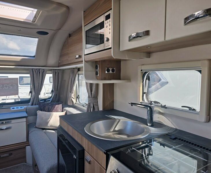 2022 SWIFT FINESSE VIEW